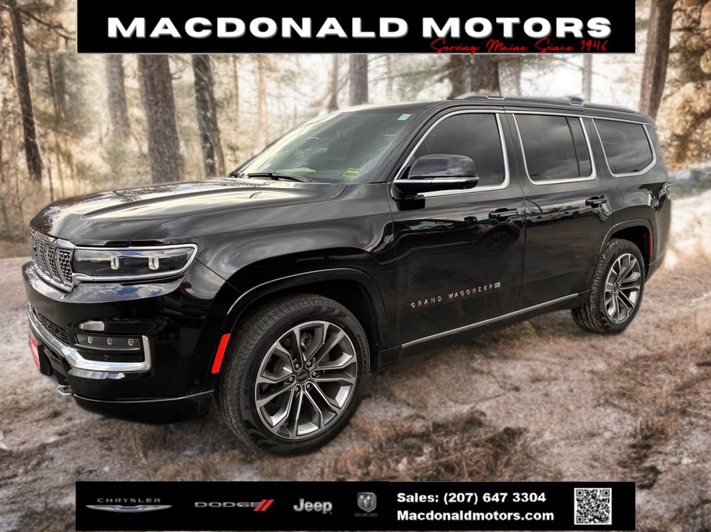 Used 2024 Jeep Grand Wagoneer Series III w/ HD Trailer Tow Package image 1