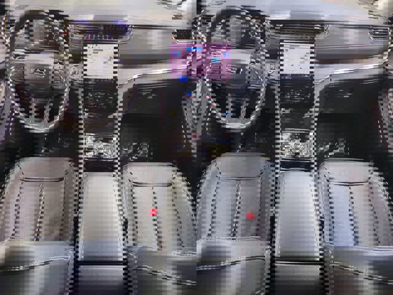 Certified 2023 Jeep Grand Cherokee Limited w/ Luxury Tech Group II image 16