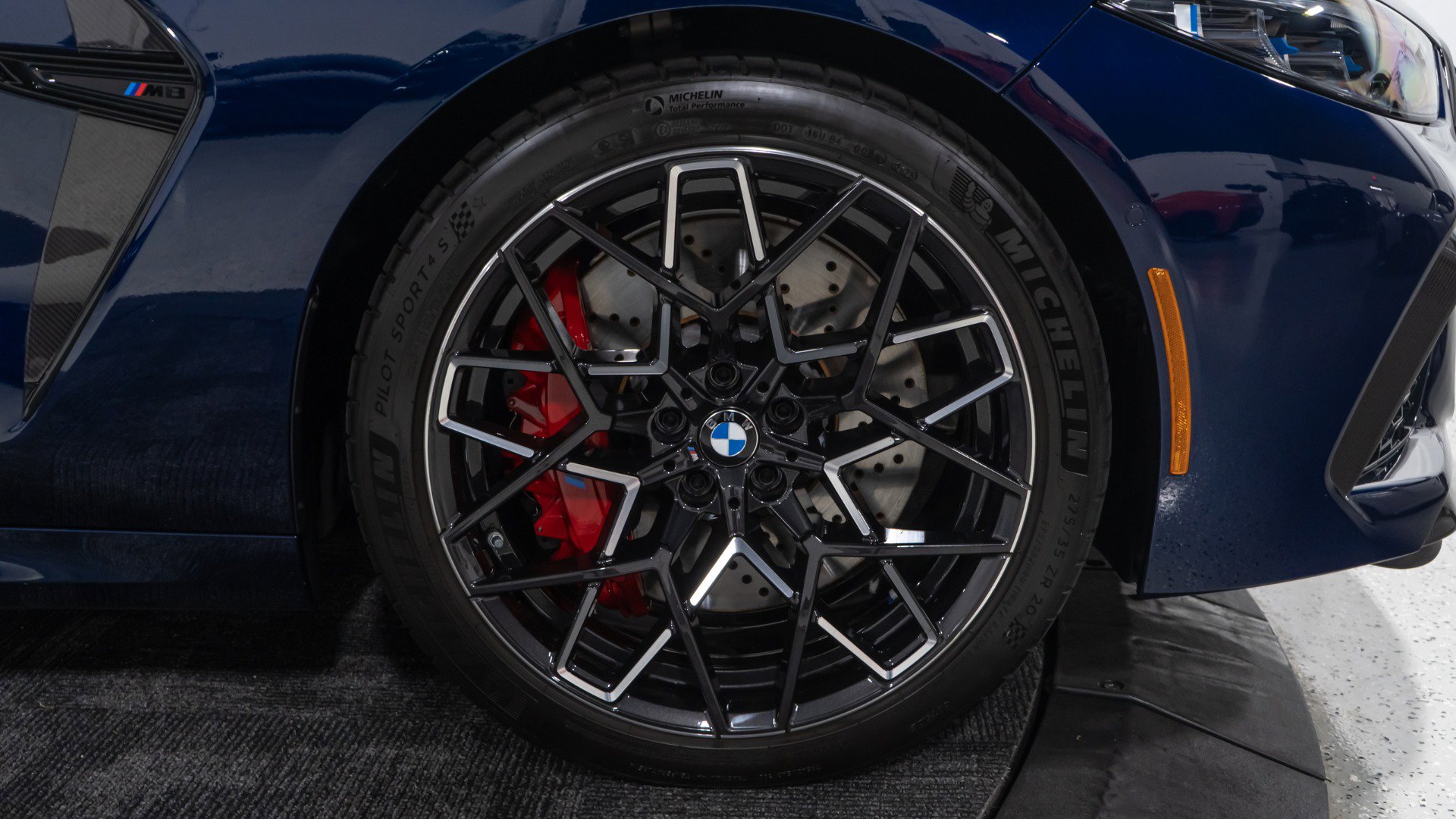 Used 2025 BMW M8 Competition w/ M Carbon Exterior Package image 32