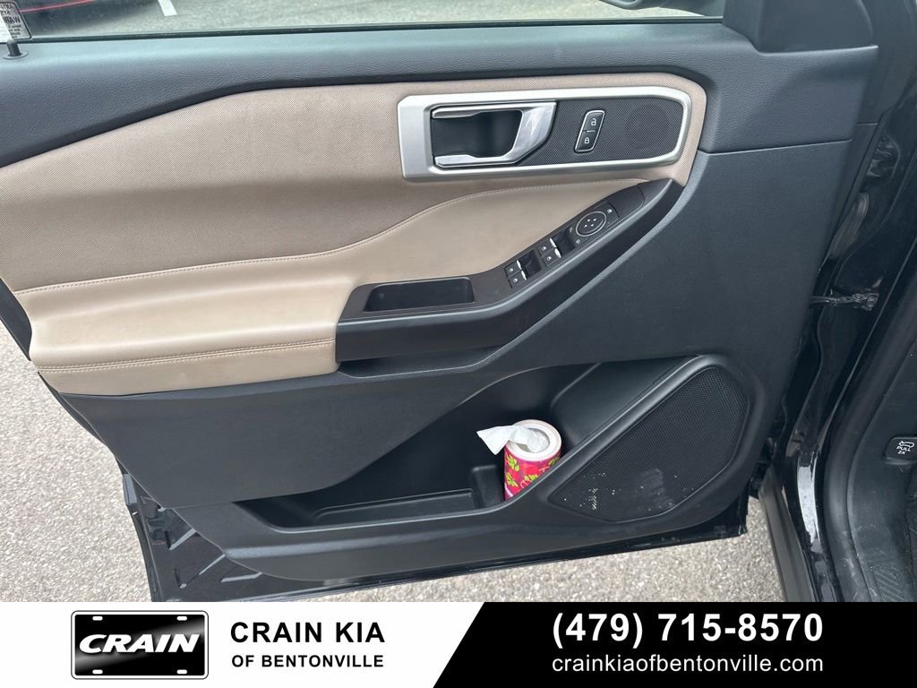 Used 2020 Ford Explorer XLT RWD image 15