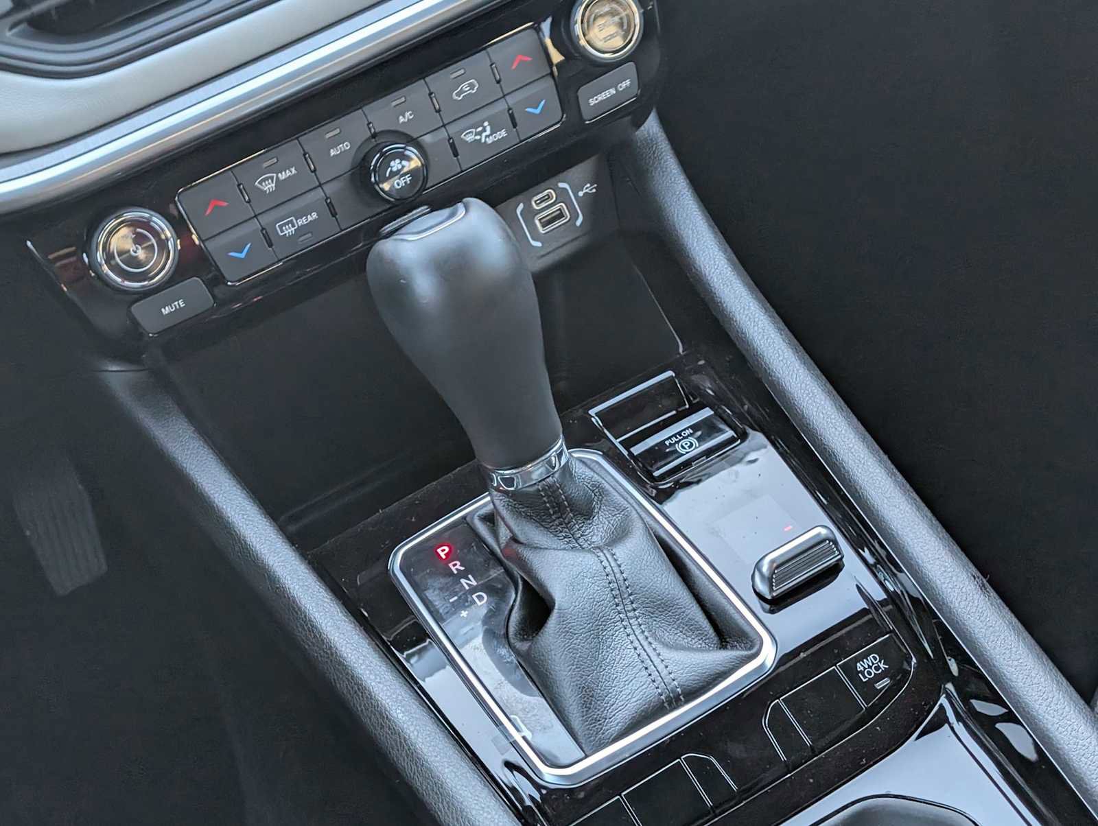 New 2026 Jeep Compass Limited w/ Sun, Sound & Navigation Group AWD/4WD image 20