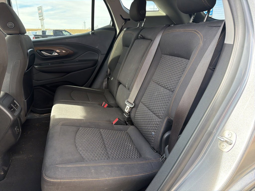 Used 2020 GMC Terrain SLE w/ Driver Convenience Package image 13