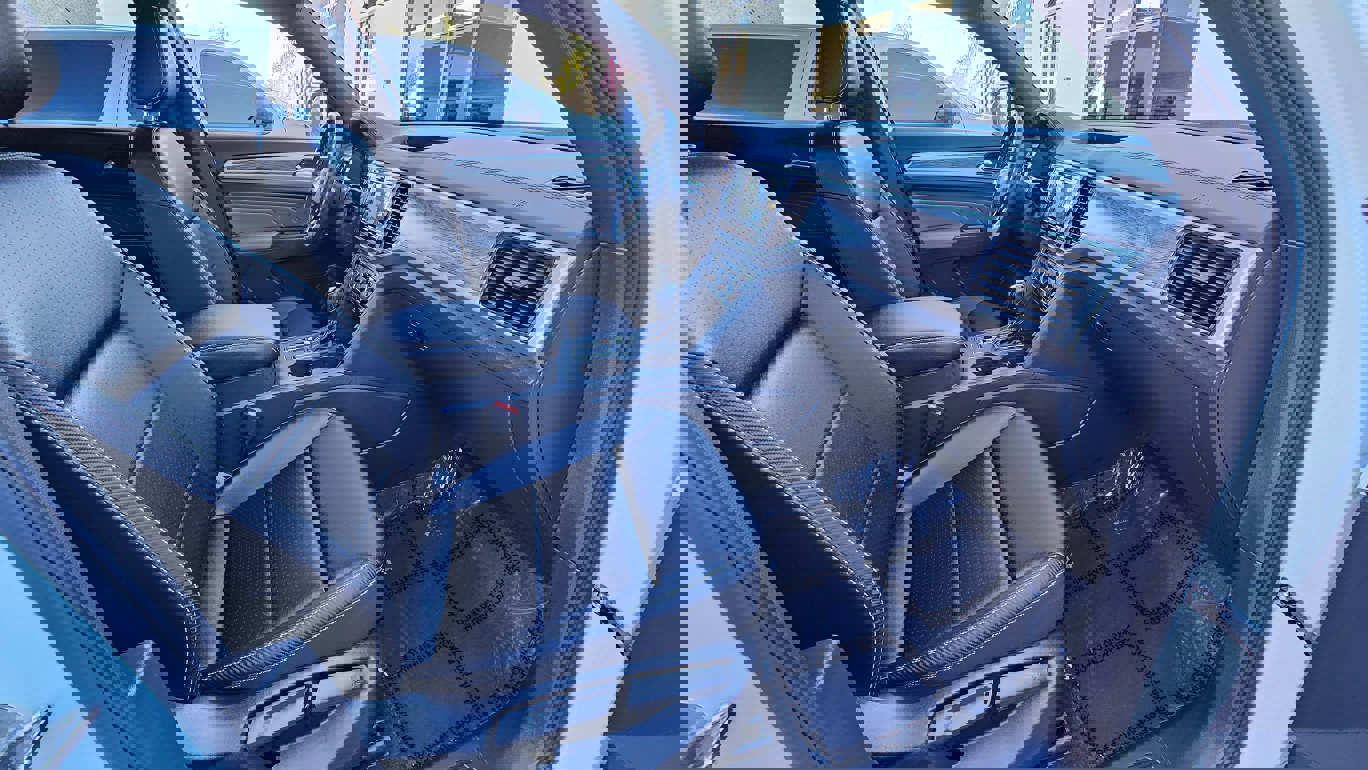 Used 2023 Volkswagen Atlas Cross Sport SE image 31