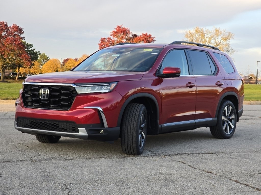 New 2025 Honda Pilot Touring image 17