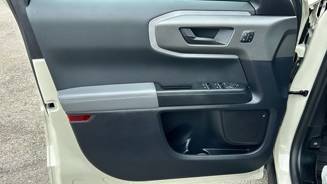 Used 2025 Ford Bronco Sport Badlands image 16