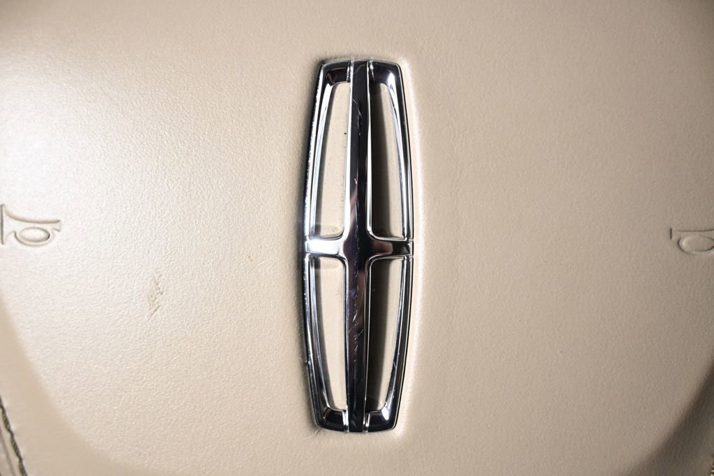 Used 2021 Lincoln Aviator Reserve w/ Equipment Group 202A image 37