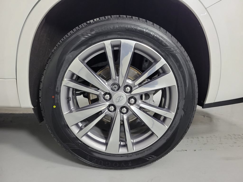 Certified 2024 Cadillac XT6 Premium Luxury w/ LPO, Floor Liner Package AWD/4WD image 11