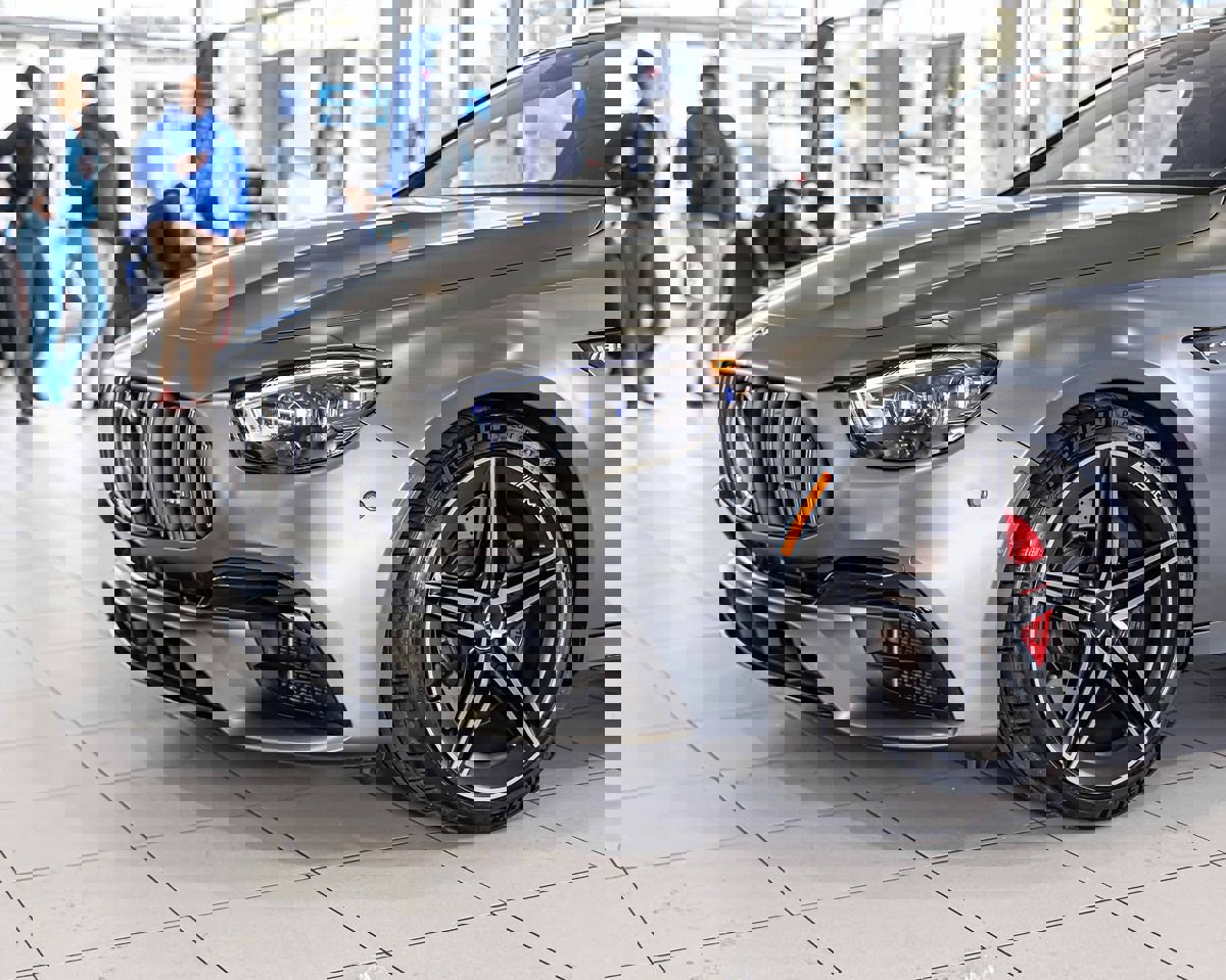 Used 2021 Mercedes-Benz E 63 AMG S image 4