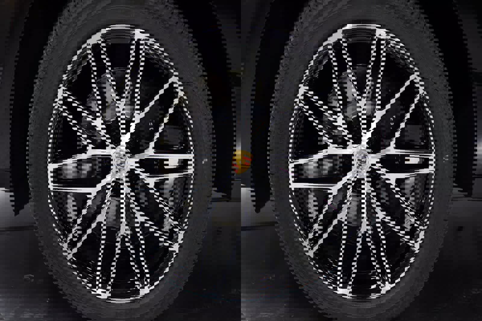 Certified 2025 Porsche Macan image 11