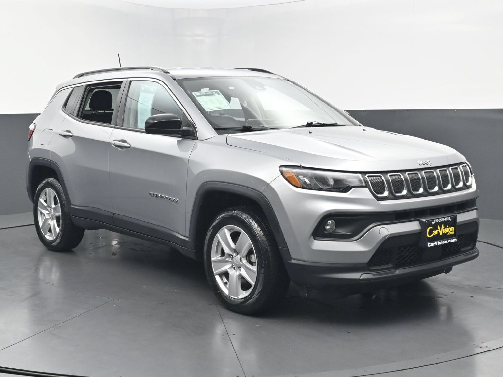 Used 2022 Jeep Compass Latitude w/ Convenience Group AWD/4WD image 44