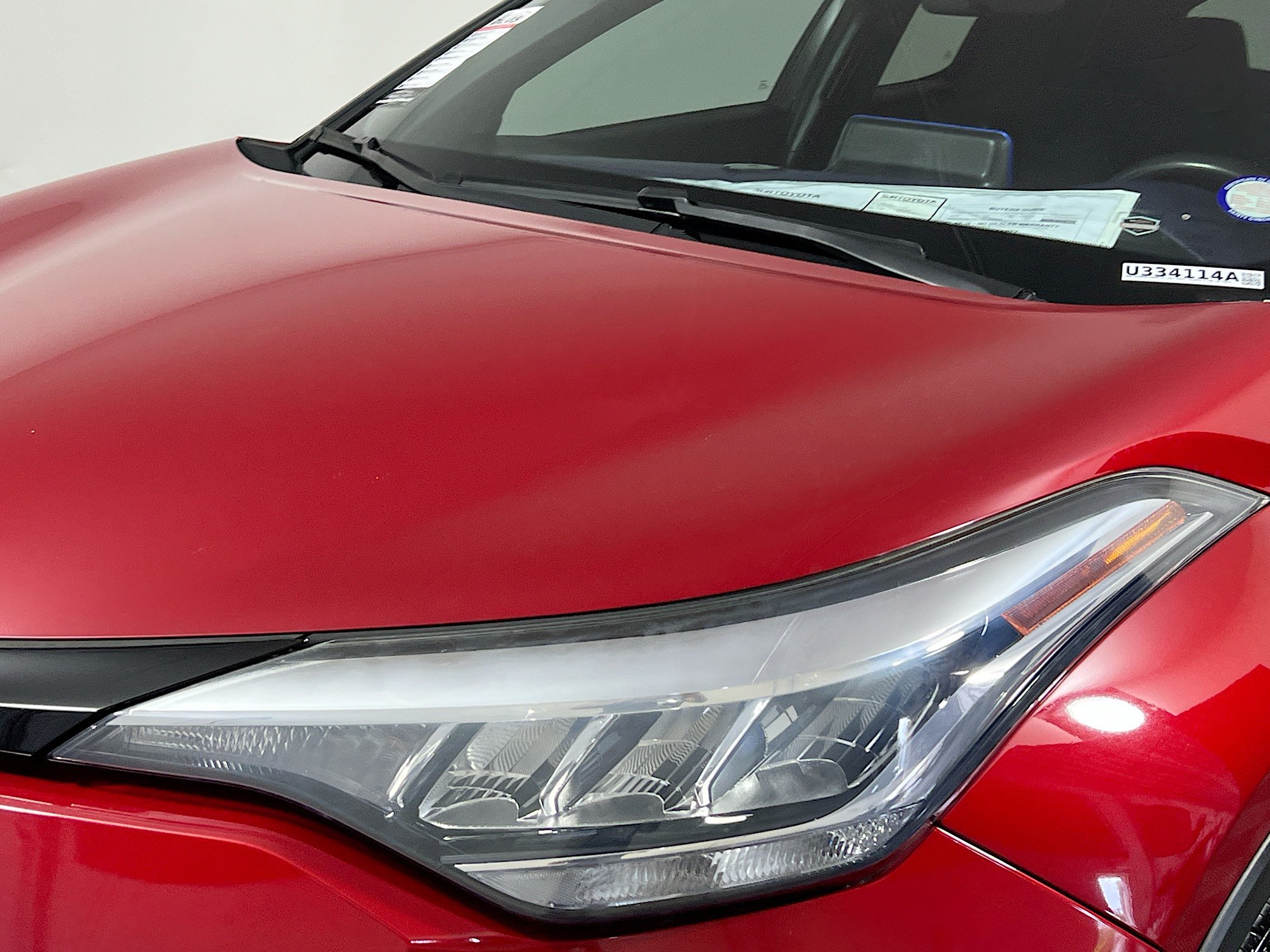Used 2021 Toyota C-HR XLE FWD image 11