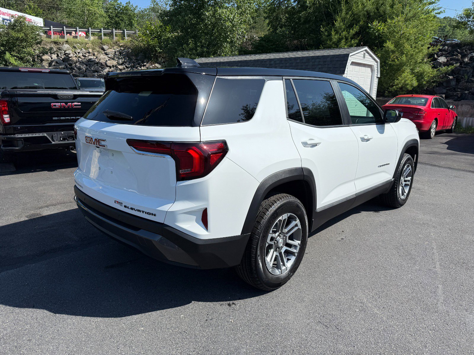 New 2026 GMC Terrain Elevation w/ LPO, Floor Liner Package FWD image 5