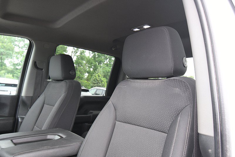Used 2022 Chevrolet Silverado 2500 Custom AWD/4WD image 8