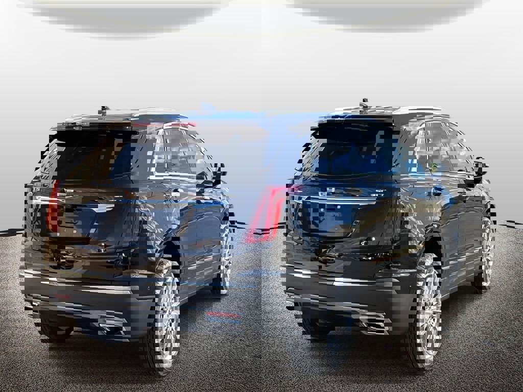 New 2026 Cadillac XT5 Premium Luxury w/ LPO, Floor Liner Package image 2