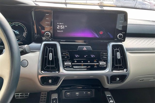 Used 2023 Kia Sorento SX Prestige image 30