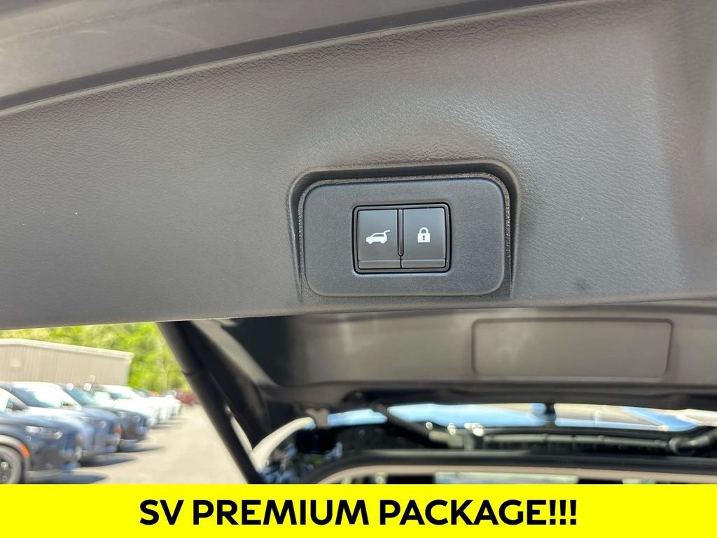 Used 2023 Nissan Rogue SV w/ SV Premium Package AWD/4WD image 14