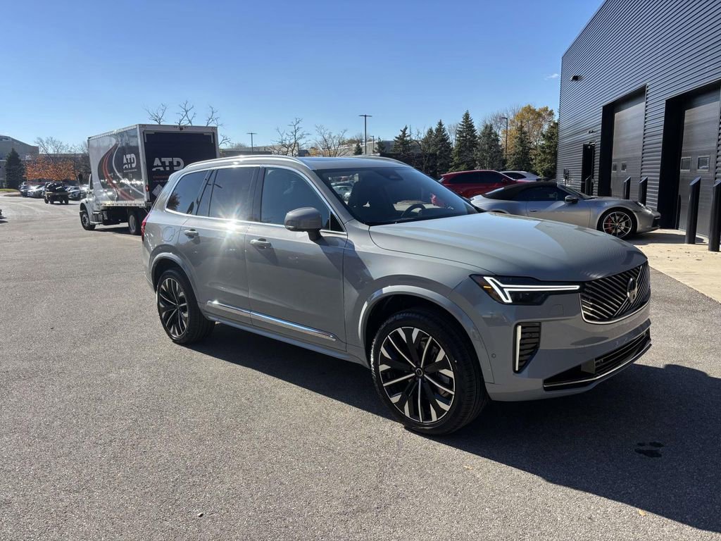 New 2026 Volvo XC90 B6 Plus w/ Protection Package Premier image 1