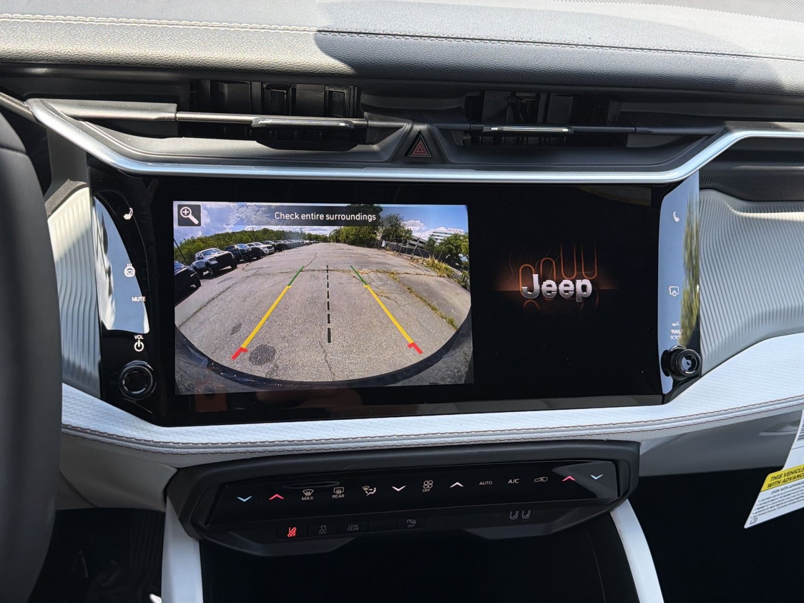 New 2026 Jeep Cherokee Limited AWD/4WD image 19