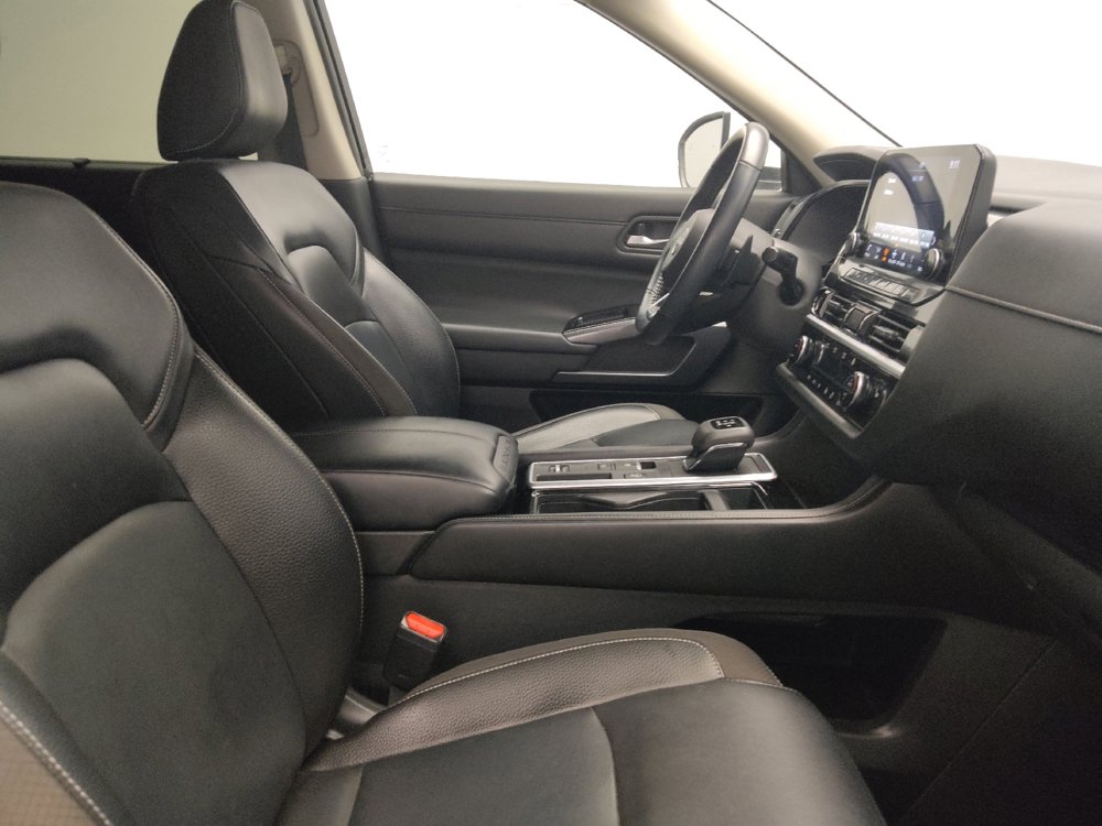 Used 2022 Nissan Pathfinder SL image 21
