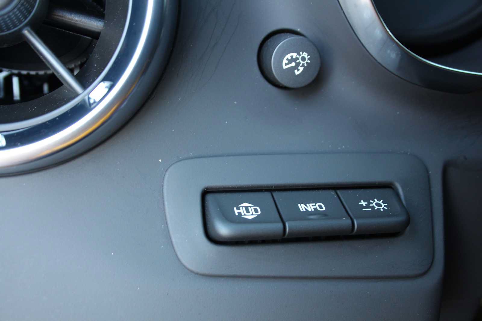 Used 2023 Chevrolet Camaro SS RWD image 28