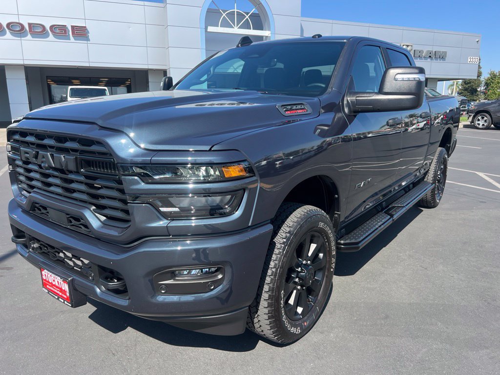 Used 2026 RAM 2500 Big Horn AWD/4WD image 4