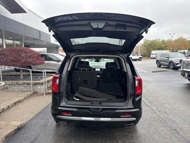 Used 2023 GMC Acadia Denali w/ Black Diamond Edition image 32