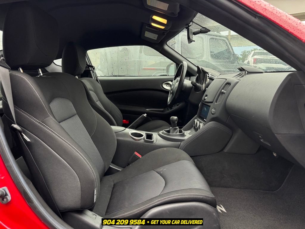 Used 2016 Nissan 370Z Coupe RWD image 22