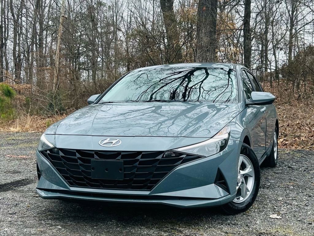 Used 2021 Hyundai Elantra SE