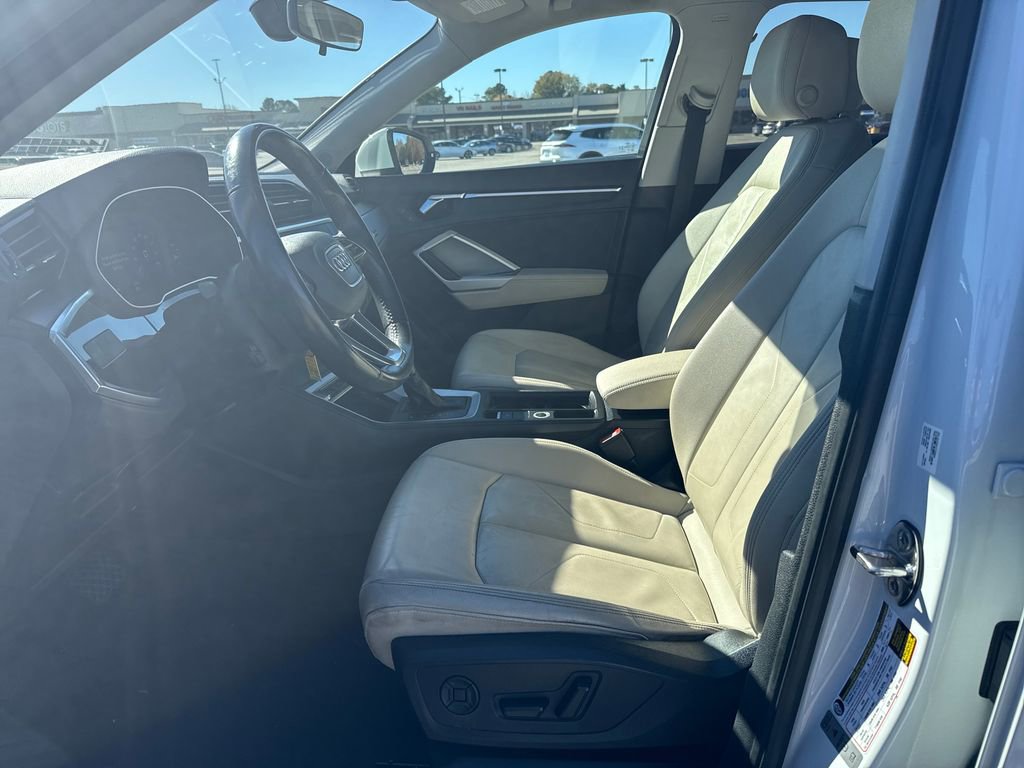 Used 2019 Audi Q3 2.0T Premium image 10