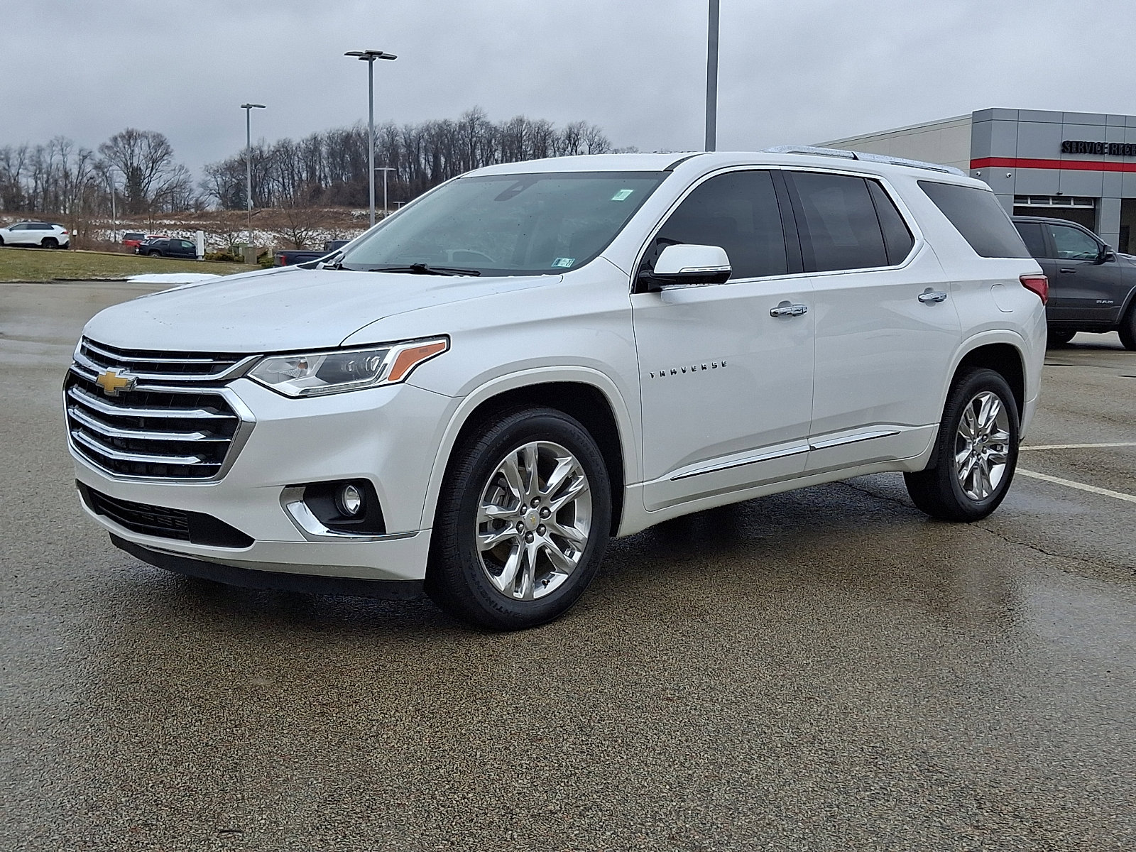 Used 2018 Chevrolet Traverse High Country image 3