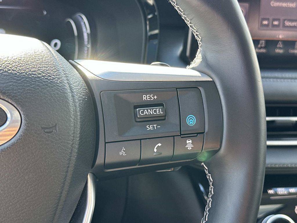 Used 2025 INFINITI QX60 Sensory w/ Vision Package AWD/4WD image 22