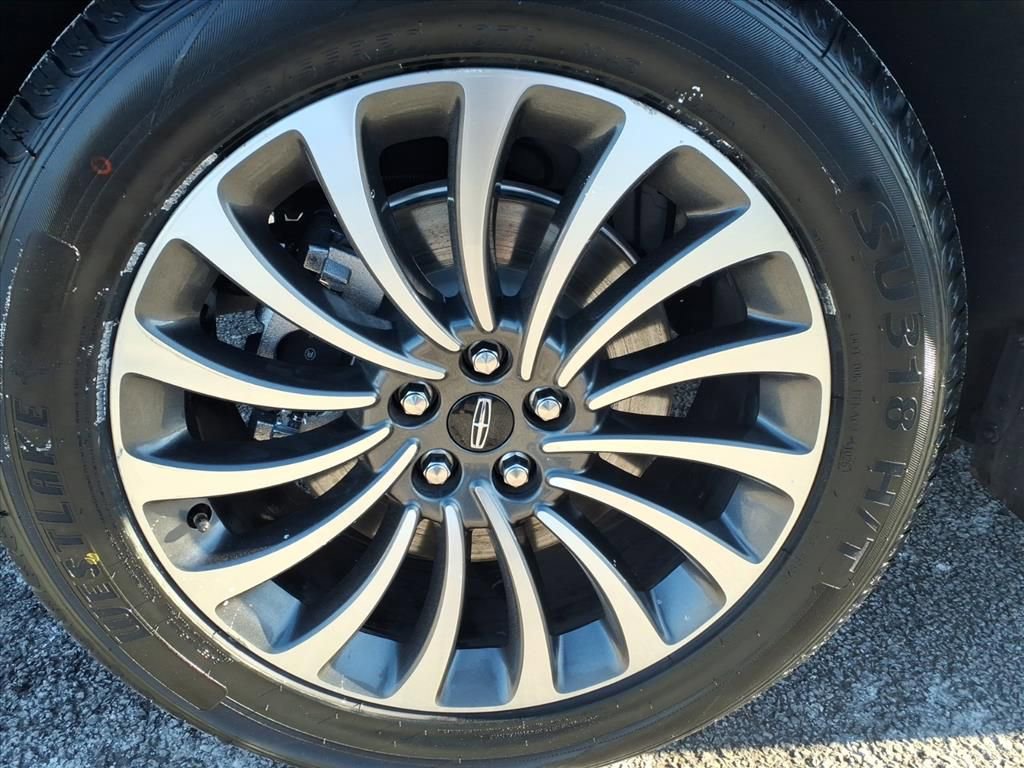 Used 2022 Lincoln Aviator Reserve w/ Equipment Group 201A image 18