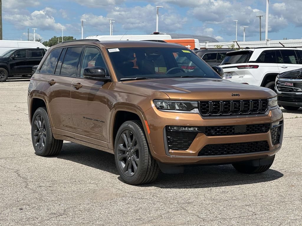 New 2026 Jeep Grand Cherokee Limited AWD/4WD image 1