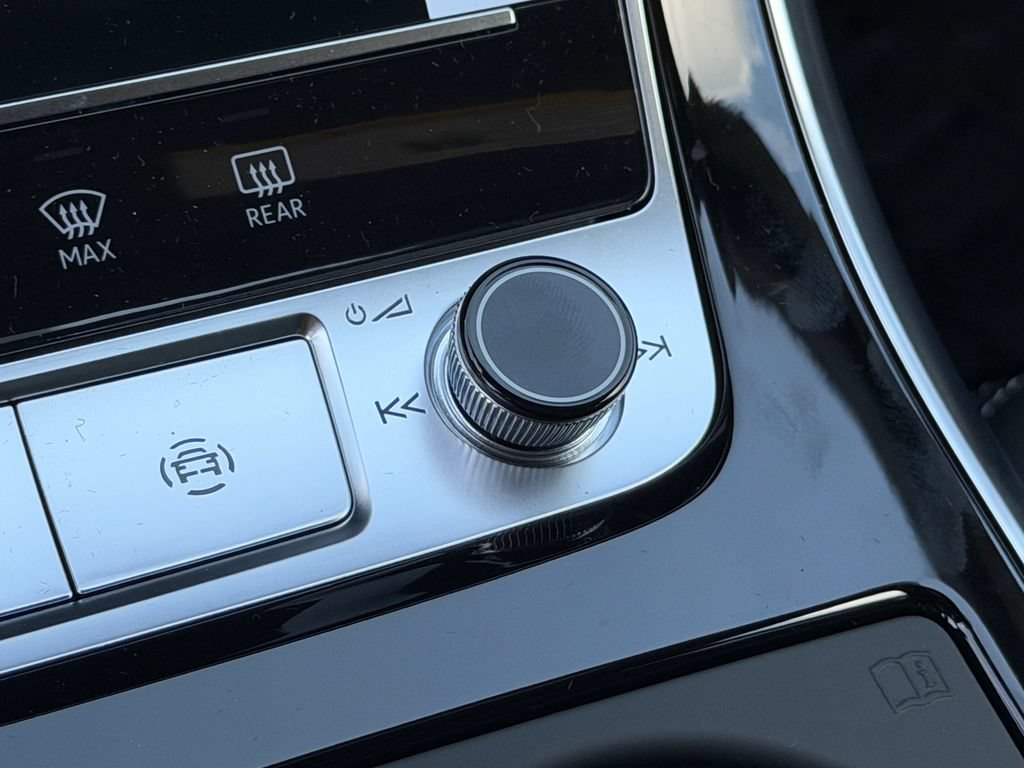 New 2026 Audi Q8 Premium Plus AWD/4WD image 25