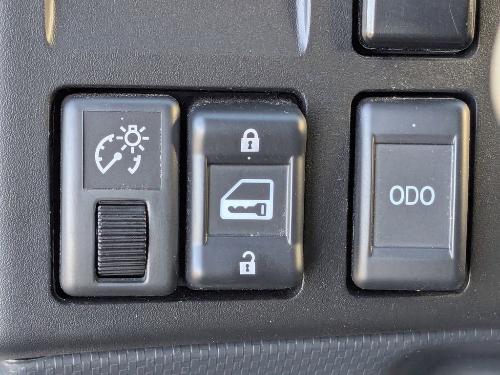 New 2025 Chevrolet Low Cab Forward image 23