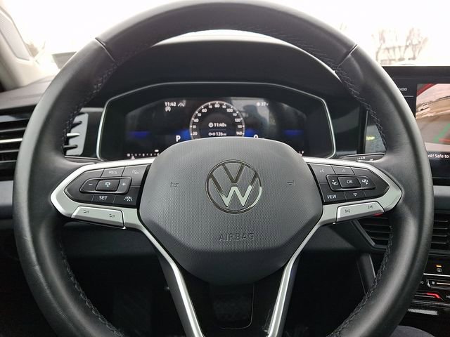 Used 2025 Volkswagen Jetta SE image 19