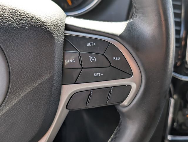 Used 2019 Jeep Grand Cherokee Altitude image 33