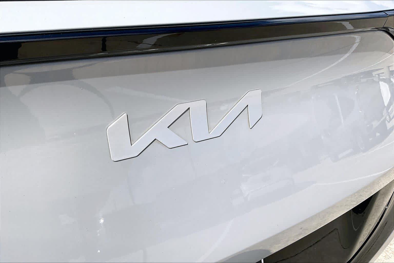Used 2023 Kia Sportage SX FWD image 59