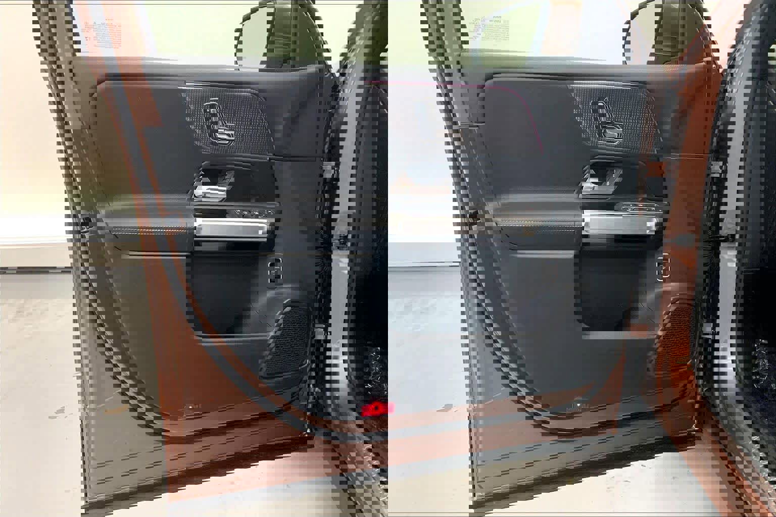 Certified 2023 Mercedes-Benz GLB 250 image 19