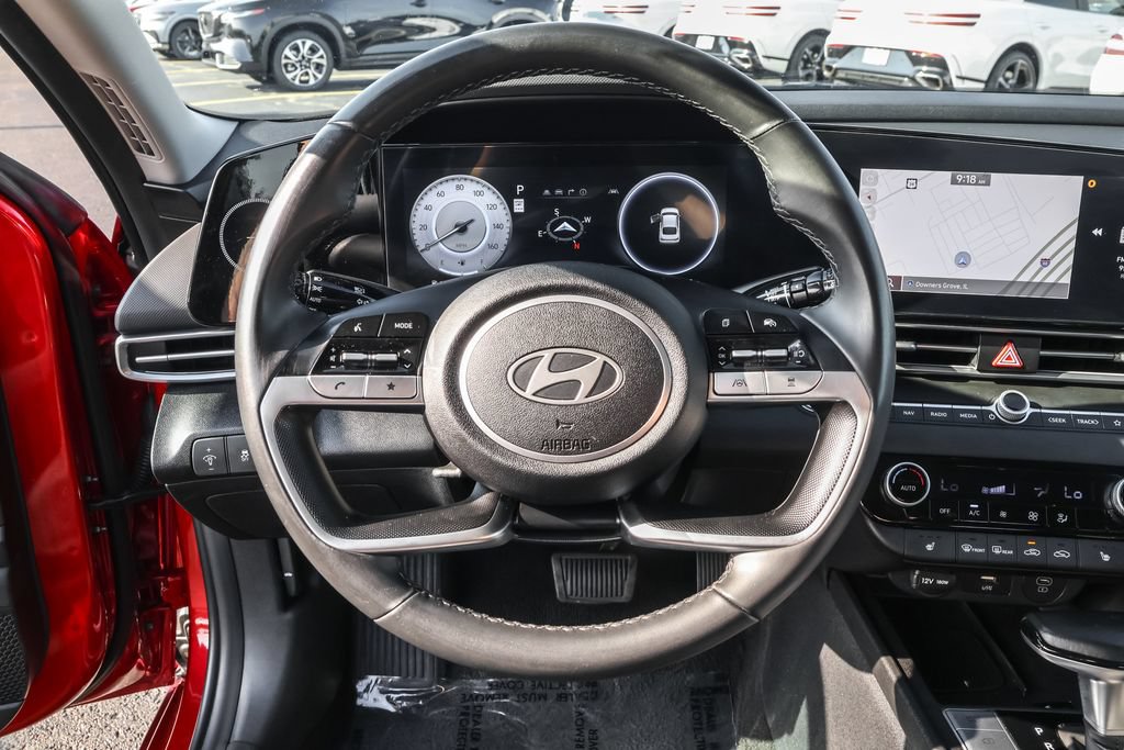 Certified 2025 Hyundai Elantra Limited FWD image 21