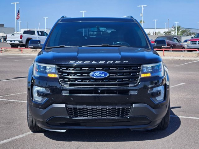 Used 2016 Ford Explorer Sport w/ Equipment Group 401A AWD/4WD image 2