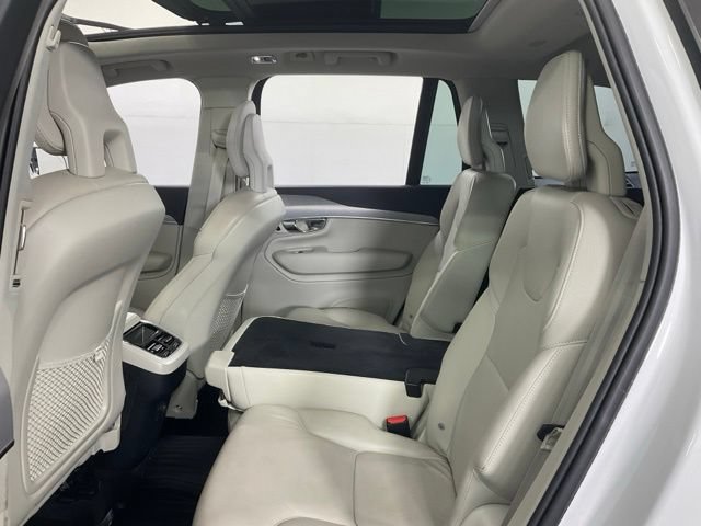 Used 2022 Volvo XC90 T5 Momentum w/ Protection Package Premier FWD image 29