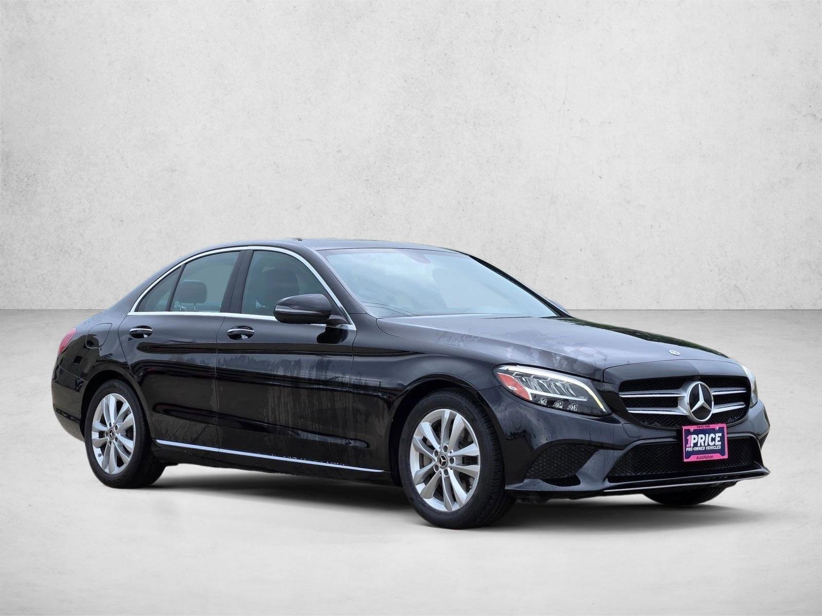 Used 2019 Mercedes-Benz C 300 Sedan image 3