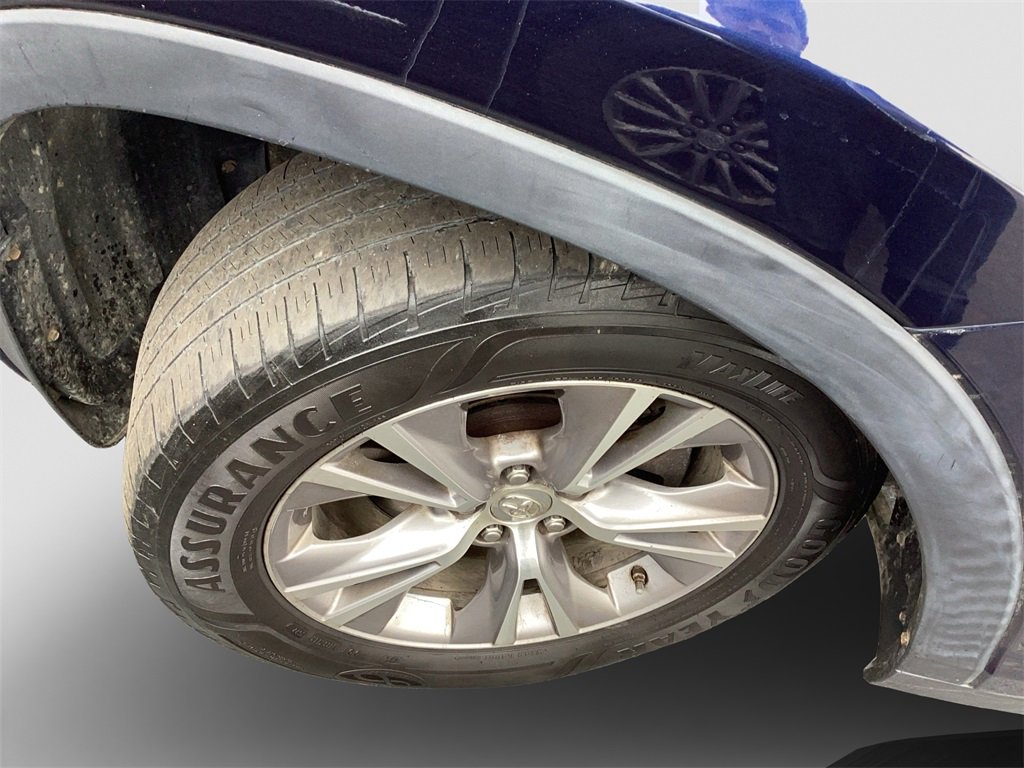 Used 2015 Toyota Highlander XLE image 22