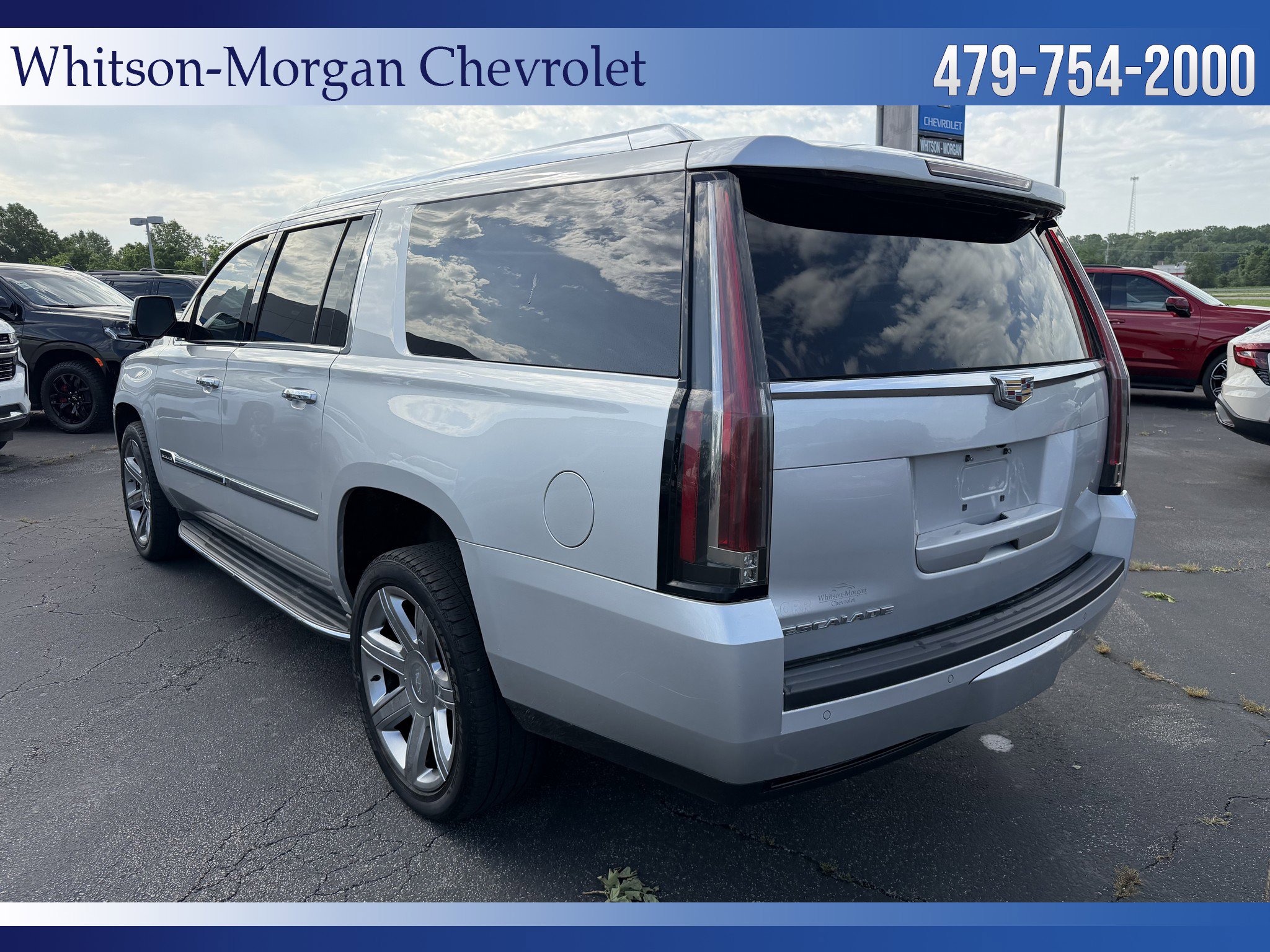 Used 2016 Cadillac Escalade ESV Luxury RWD image 8