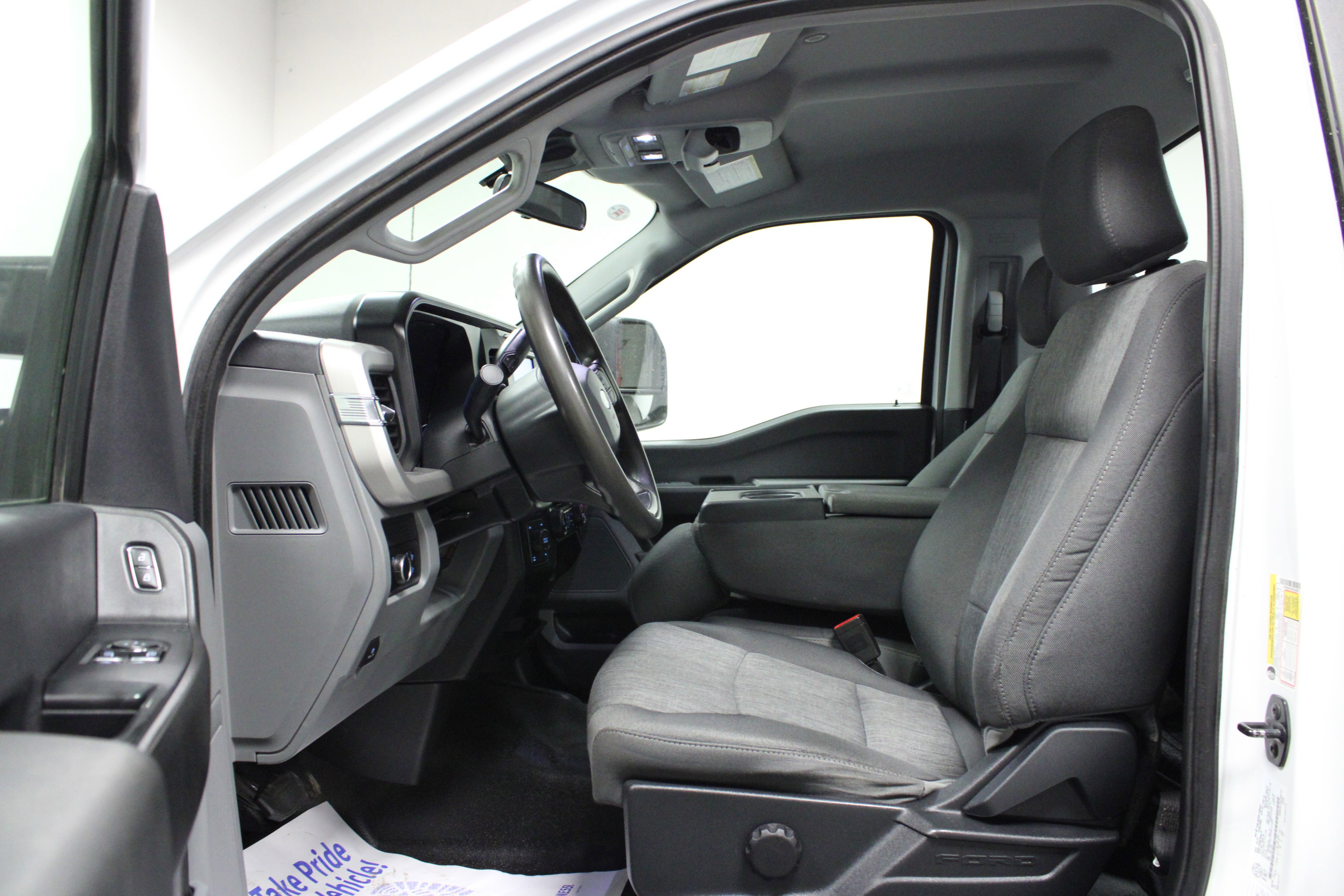 Used 2023 Ford F250 XL image 12