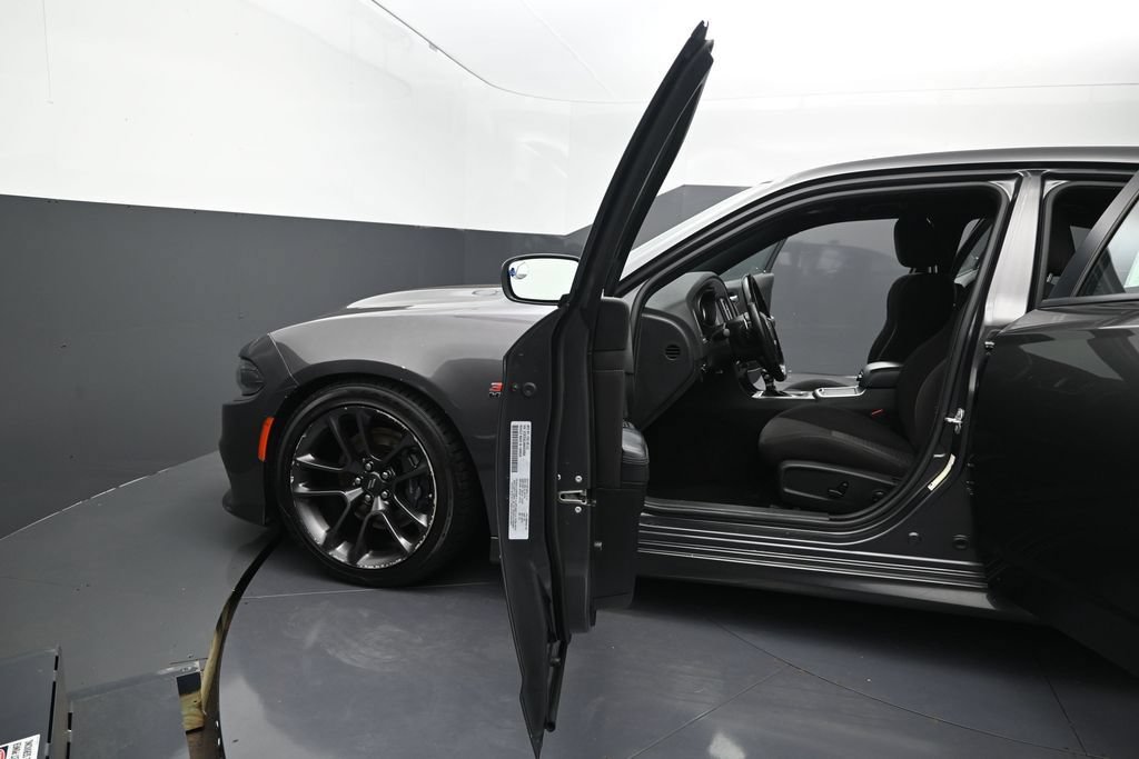 Used 2022 Dodge Charger Scat Pack RWD image 13