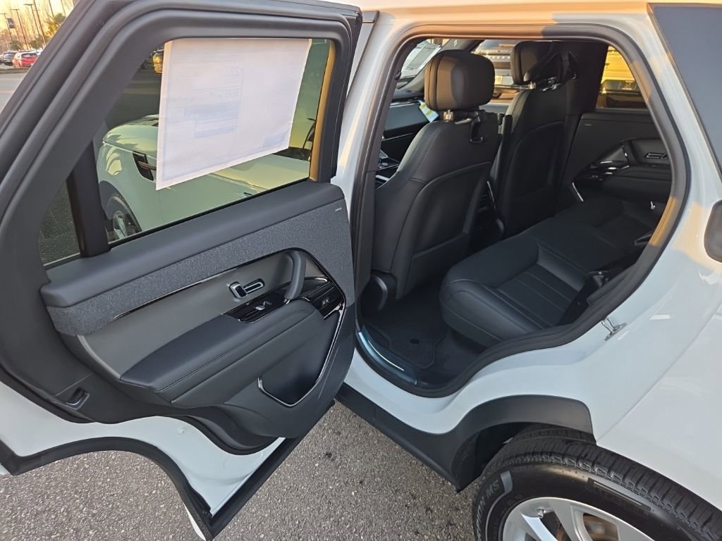 New 2026 Land Rover Range Rover Sport SE image 15