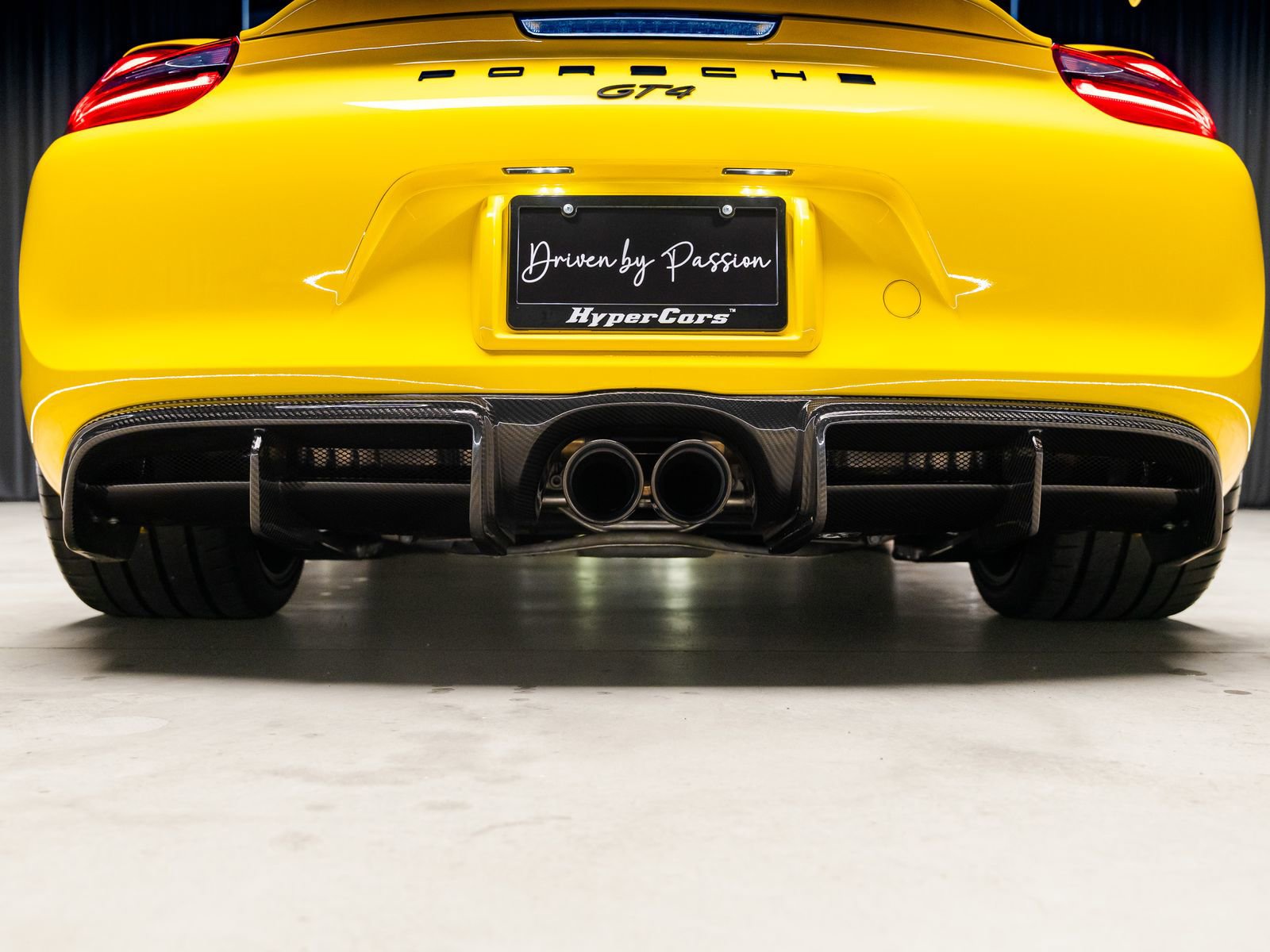 Used 2016 Porsche Cayman GT4 w/ Sport Chrono Package RWD image 37