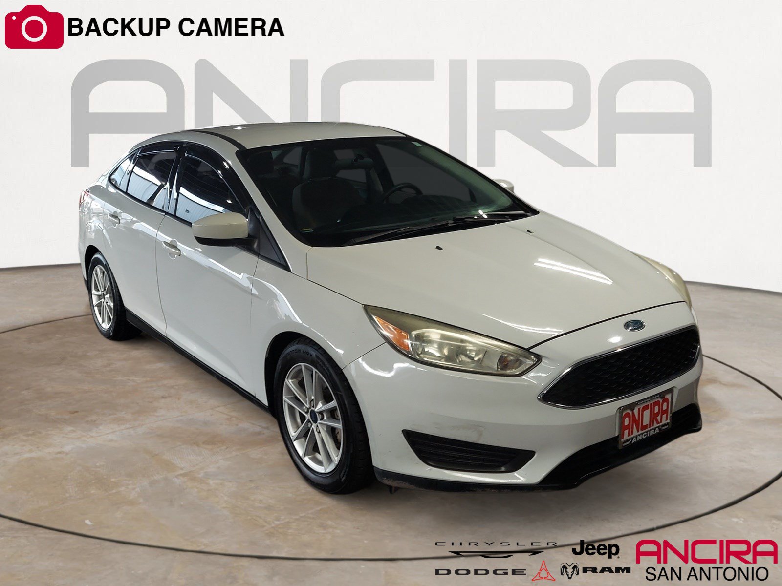 Used 2018 Ford Focus SE FWD image 1